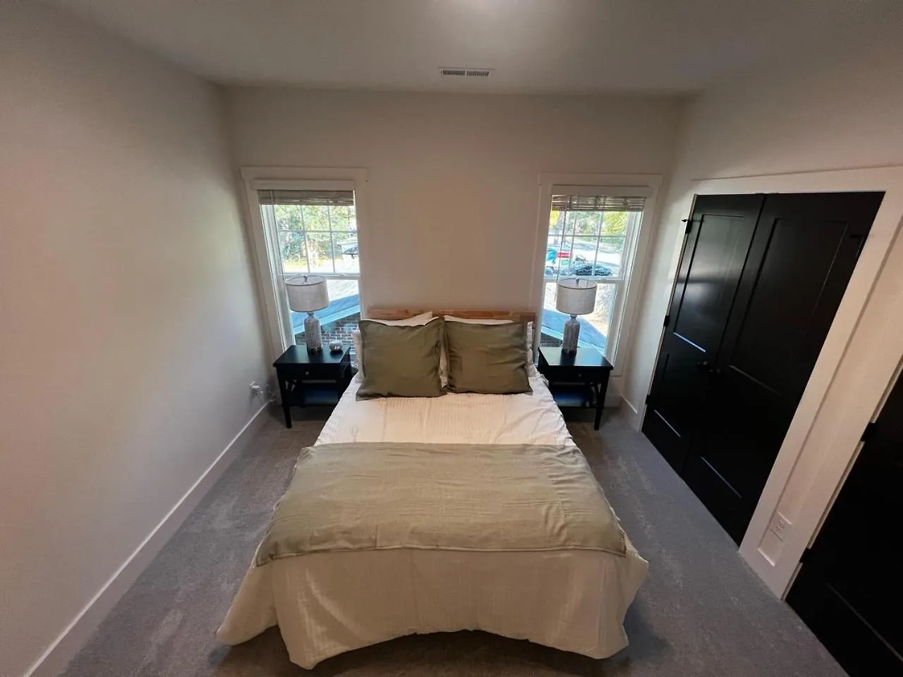 Spacious And Comfy Clt Retreat Charlotte 0*,  United States