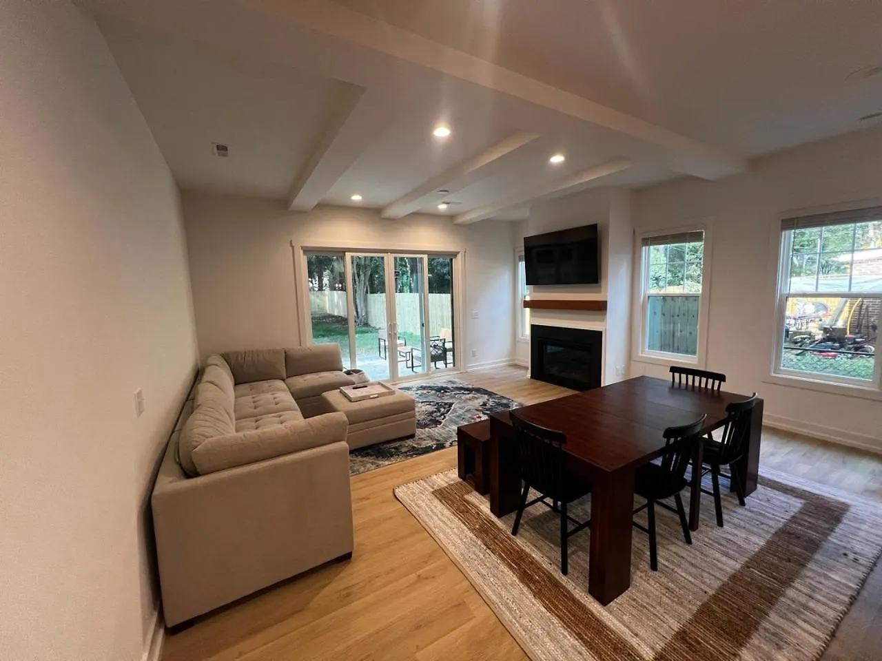 Spacious And Comfy Clt Retreat Charlotte Holiday home
