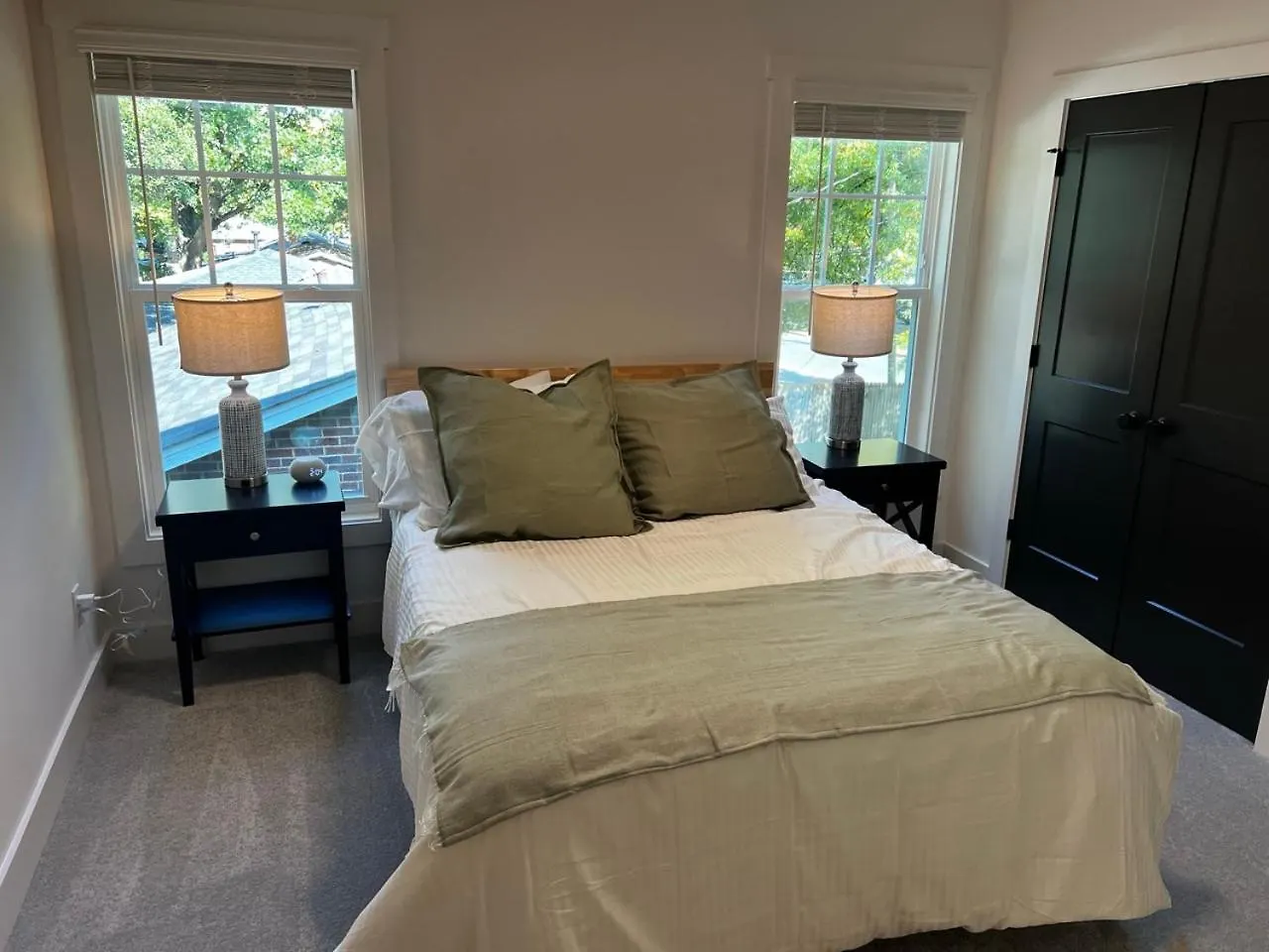 Holiday home Spacious And Comfy Clt Retreat Charlotte